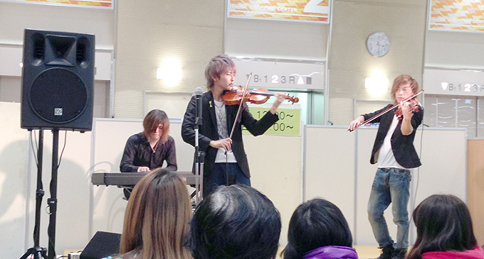 イオン入間店で「sources(ソーシズ)」のインストアライブに感動