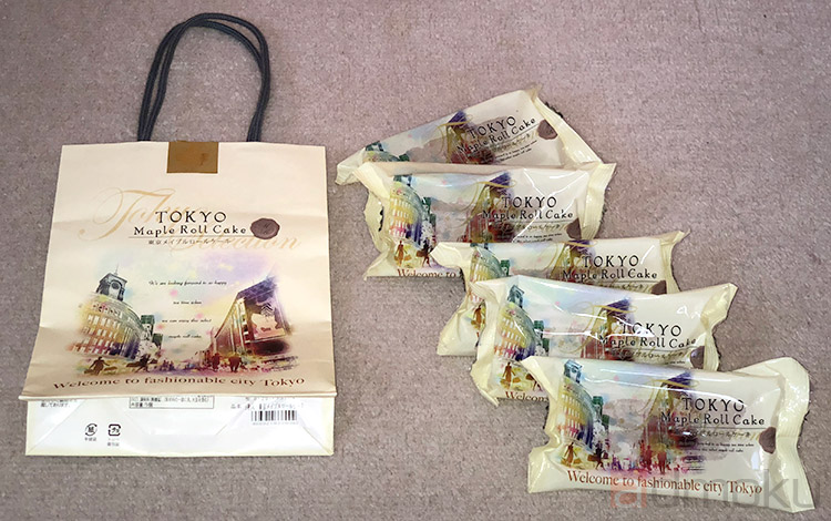 東京メイプルロールケーキを羽田空港で買って食べてみた