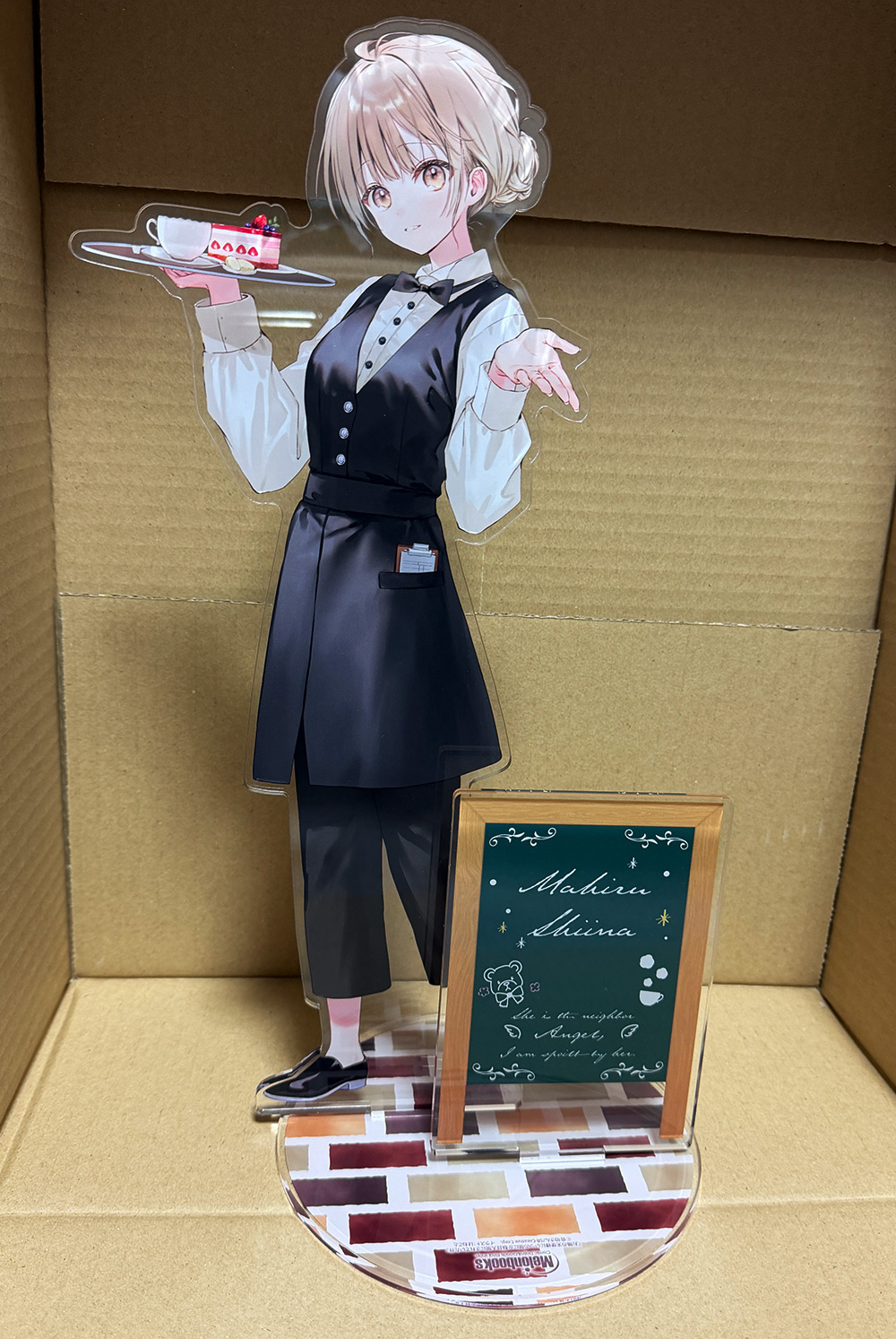 お隣の天使様にいつの間にか駄目人間にされていた件 超でかアクリルスタンドフィギュアが届いた